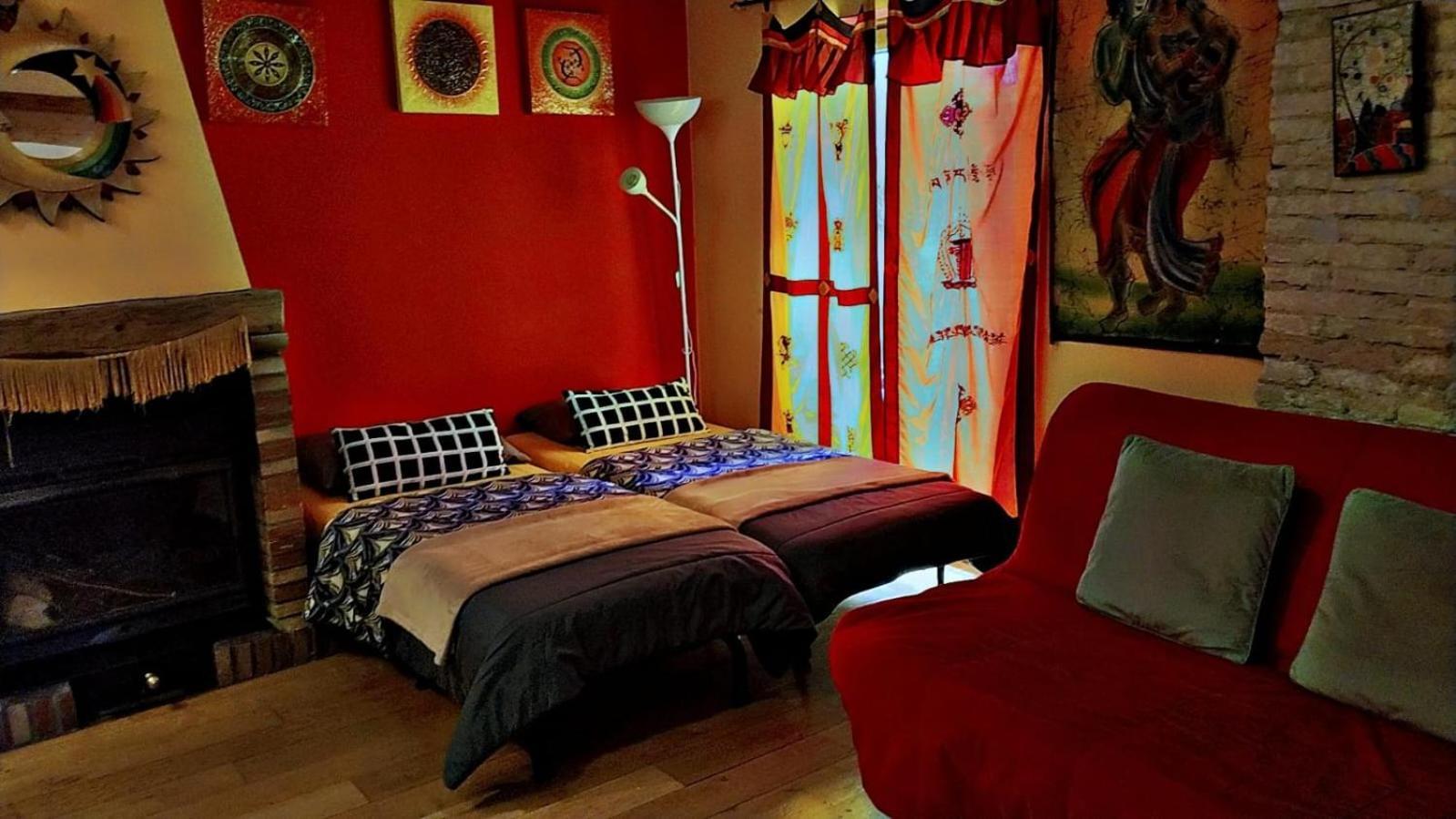 Plaza Consistorial Apartment *